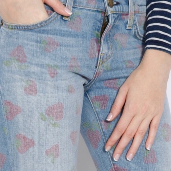 Current / Elliot Rare Stiletto Vintage Strawberry Print Jeans - Picture 3 of 7